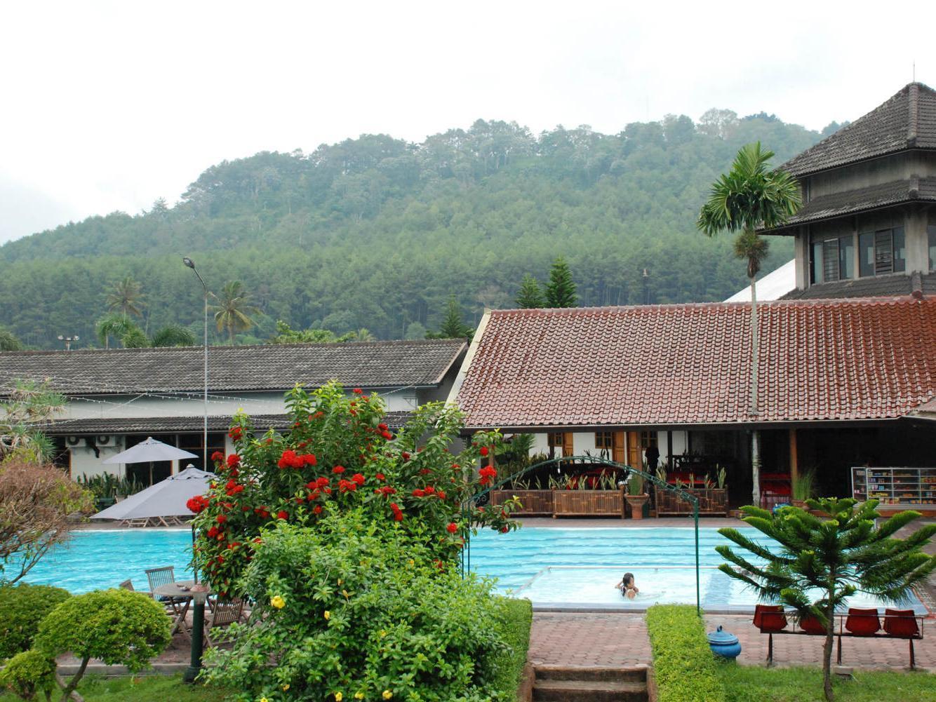 Front One Resort Magelang Dış mekan fotoğraf